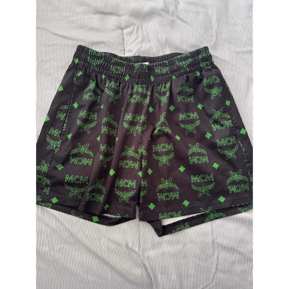 New Bara black M C M basketball shorts‎ size small C21